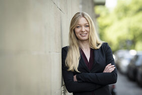 Porträtfoto Svenja Bonmann